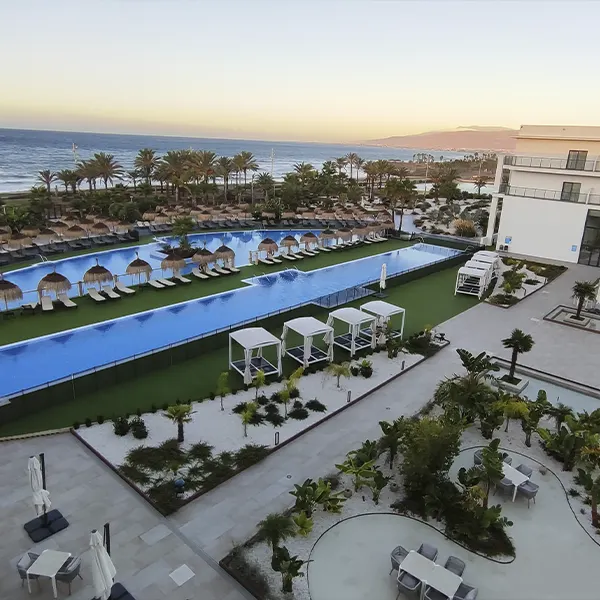 Vista del mar y hotel desde una habitación en Cabo de Gata